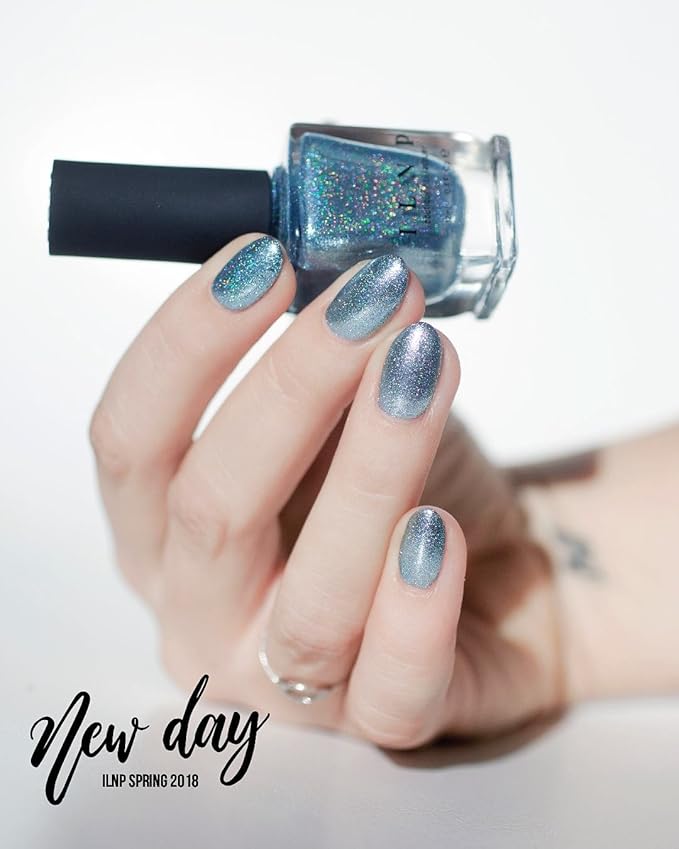 ILNP New Day - Icy Blue Holographic Metallic Nail Polish