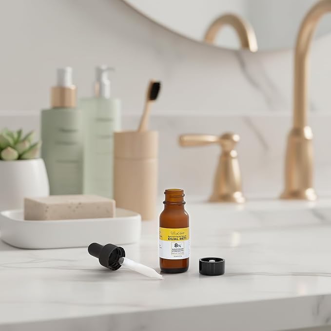 Fresh Look, Same Ingredients 8% Complex Retinol Facial Serum – Anti-Aging, Brightening Neck & Facial Serum, Helps Nourish Skin with Lactic Acid, Vitamin A, & Retinyl Palmitate – 15 ml