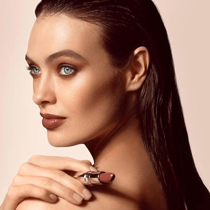 nude envie - Eye Shadow - Velvety Texture & Easy Application - Pigmented Long-Lasting Shimmer Finish - Blendable - Mirror Compact - Single Eye Shadow - Vegan, Paraben-Free & Cruelty-Free - Dangerous