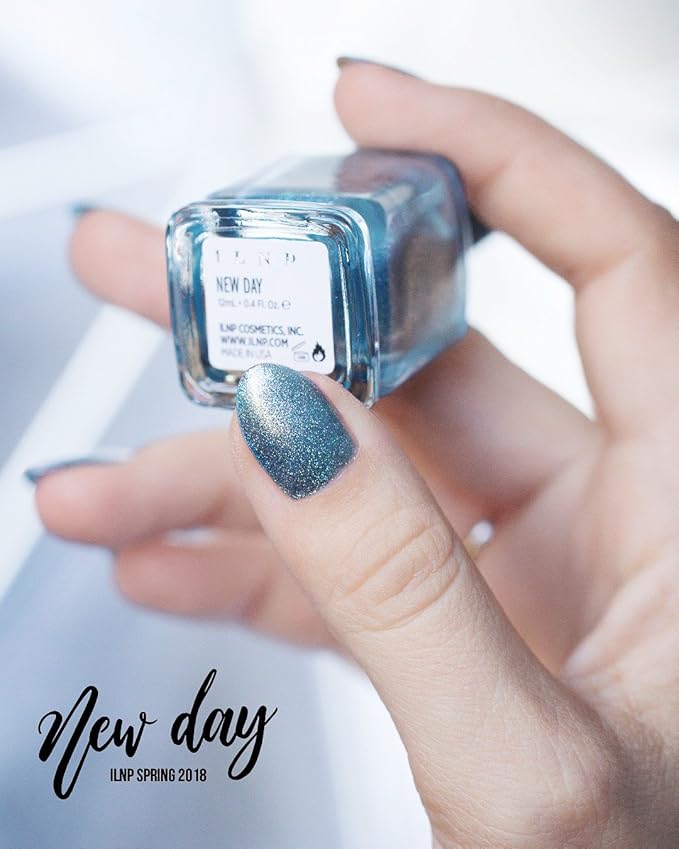 ILNP New Day - Icy Blue Holographic Metallic Nail Polish